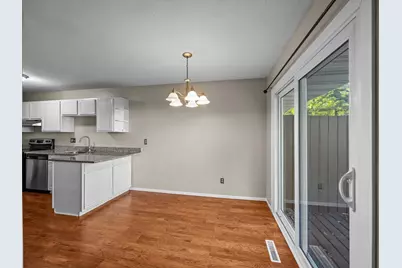 8434 W 97th Street, Bloomington, MN 55438 - Photo 5