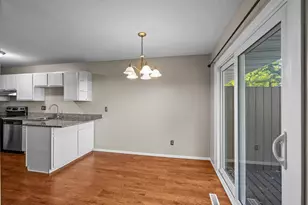 8434 W 97th St, Bloomington, MN 55438 - Photo 5