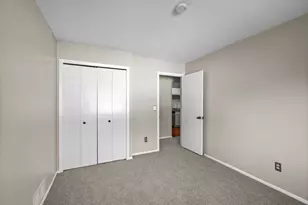 8434 W 97th St, Bloomington, MN 55438 - Photo 19