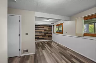 8434 W 97th St, Bloomington, MN 55438 - Photo 25