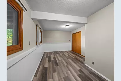 8434 W 97th Street, Bloomington, MN 55438 - Photo 27