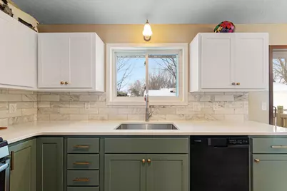 225 19th Street NE, Owatonna, MN 55060 - Photo 27