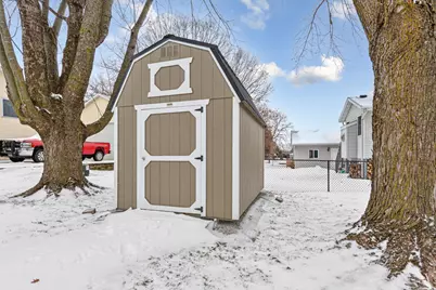 225 19th Street NE, Owatonna, MN 55060 - Photo 9