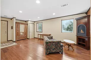 1015 W Maple St, River Falls, WI 54022 - Photo 13