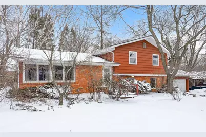 1015 W Maple Street, River Falls, WI 54022 - Photo 3