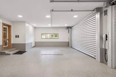 2552 W Lake Of The Isles Parkway, Minneapolis, MN 55405 - Photo 33