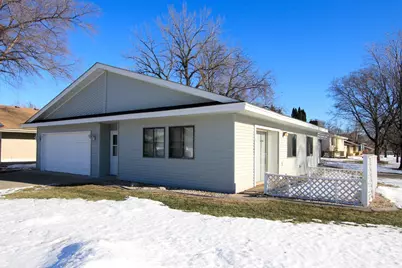 555 Graham Street SW, Hutchinson, MN 55350 - Photo 19