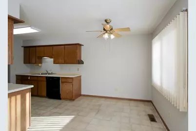 555 Graham Street SW, Hutchinson, MN 55350 - Photo 9