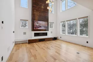 18305 Dove Ct, Eden Prairie, MN 55347 - Photo 5