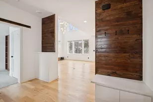 18305 Dove Ct, Eden Prairie, MN 55347 - Photo 7