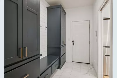 18305 Dove Court, Eden Prairie, MN 55347 - Photo 29