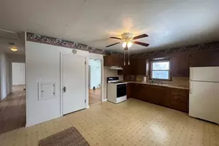 515 S Division Ave, Spring Grove, MN 55974 - Photo 17