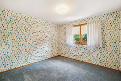 528 Lexington Parkway S, Saint Paul, MN 55116 - Photo 17