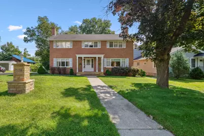 528 Lexington Parkway S, Saint Paul, MN 55116 - Photo 1