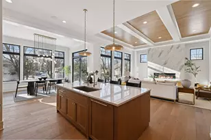 12803 Woodhaven Pl, Minnetonka, MN 55305 - Photo 9