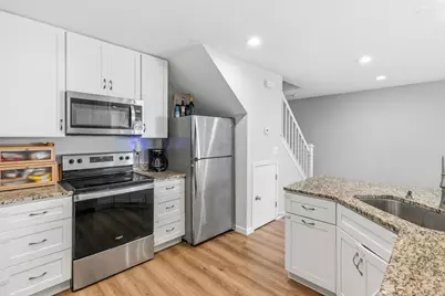 767 Crystal Avenue #131, Shoreview, MN 55126 - Photo 5