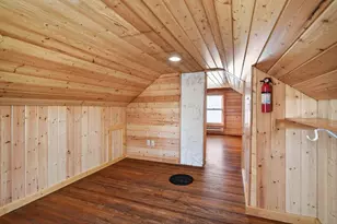 307 W 5th St, Chaska, MN 55318 - Photo 13