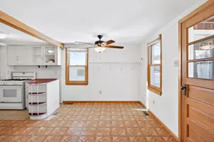 307 W 5th St, Chaska, MN 55318 - Photo 7