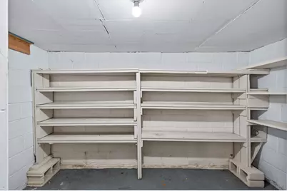 307 W 5th Street, Chaska, MN 55318 - Photo 17