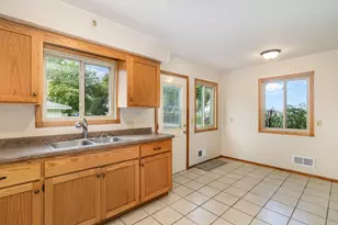 412 Church Ave N, New Prague, MN 56071 - Photo 7