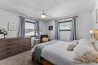 3634 Arcade Street N, Vadnais Heights, MN 55127 - Photo 21