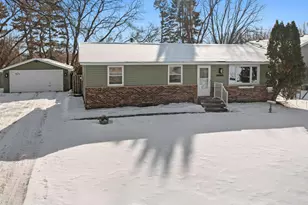 3634 Arcade St N, Vadnais Heights, MN 55127 - Photo 3
