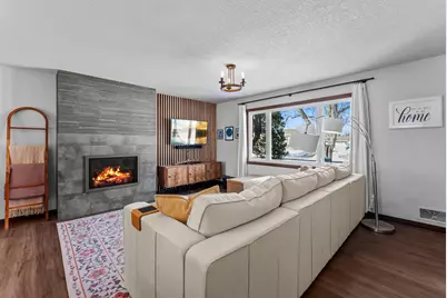 3634 Arcade Street N, Vadnais Heights, MN 55127 - Photo 7