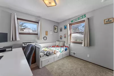 3634 Arcade Street N, Vadnais Heights, MN 55127 - Photo 25