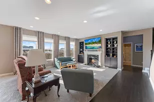 4014 Holasek Path, Chaska, MN 55318 - Photo 3