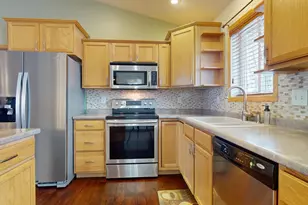 2002 Viking Ave, Holmen, WI 54636 - Photo 5