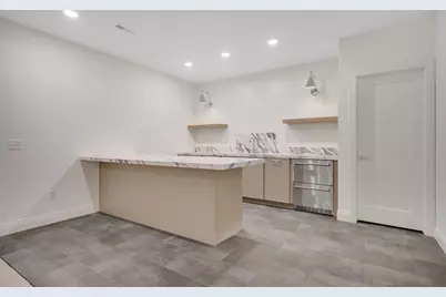 320 Laurel Curve, Golden Valley, MN 55426 - Photo 27