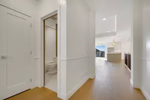 320 Laurel Curve, Golden Valley, MN 55426 - Photo 21