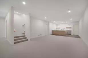 320 Laurel Curve, Golden Valley, MN 55426 - Photo 25