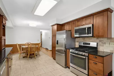 8332 Chicago Avenue S, Bloomington, MN 55420 - Photo 11