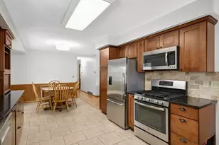 8332 Chicago Ave S, Bloomington, MN 55420 - Photo 11