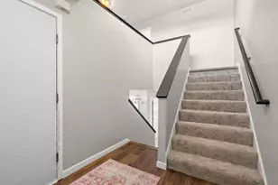 2750 Ridgeview Dr, Red Wing, MN 55066 - Photo 9