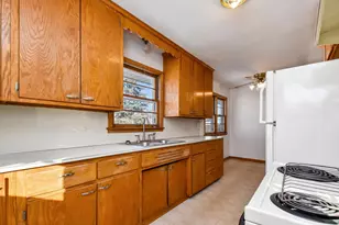 2245 Conway St, Saint Paul, MN 55119 - Photo 11