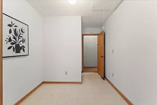 535 Lovell Ave, Roseville, MN 55113 - Photo 23