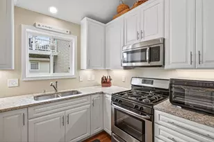 2905 Devonshire Cir, Woodbury, MN 55125 - Photo 9