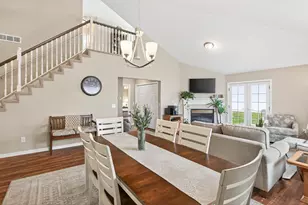 2905 Devonshire Cir, Woodbury, MN 55125 - Photo 7