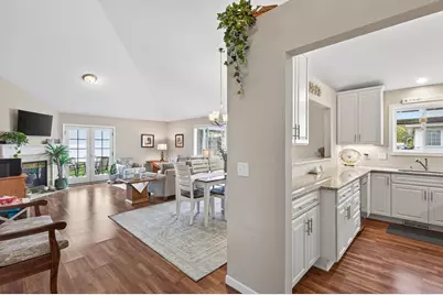 2905 Devonshire Circle, Woodbury, MN 55125 - Photo 3