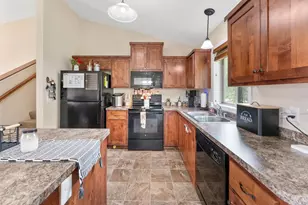 435 Highview Loop SE, Pine City, MN 55063 - Photo 3