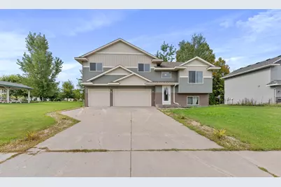 435 Highview Loop SE, Pine City, MN 55063 - Photo 1