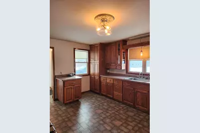 1910 30th Street SW, Willmar, MN 56201 - Photo 3