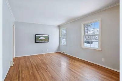 6812 Vincent Avenue S, Richfield, MN 55423 - Photo 5