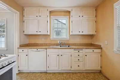 6812 Vincent Avenue S, Richfield, MN 55423 - Photo 15