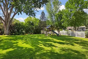 14 Woodland Rd, Edina, MN 55424 - Photo 73