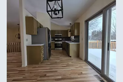 3914 Westbury Trail, Eagan, MN 55123 - Photo 9