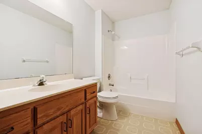 6109 Creekview Lane N, Brooklyn Park, MN 55443 - Photo 21