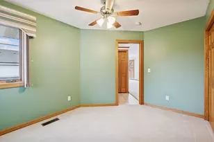 6109 Creekview Ln N, Brooklyn Park, MN 55443 - Photo 19